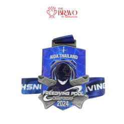 FREEDIVING POOL CHAMPIONSHIP 2024<br>เหรียญรางวัลซิงค์อัลลอยโลหะ<br>สีชุบรมดำ