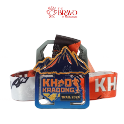 KHAO KRADONG TRAIL 2024 <br>เหรียญรางวัลซิงค์อัลลอยโลหะ<br>สีชุบรมดำ