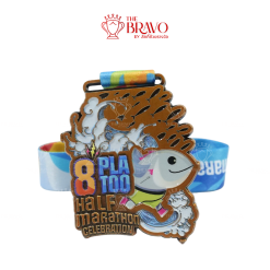 PLA TOO HALF MARATHON <br>เหรียญรางวัลซิงค์อัลลอยโลหะ<br>สีชุบรมดำ