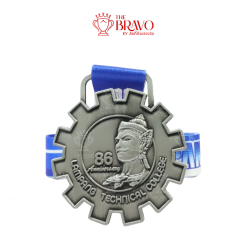 LAMPANG TECHNICAL COLLEGE<br>เหรียญรางวัลซิงค์อัลลอยโลหะ<br>สีชุบรมดำ