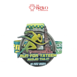 RUN FOR YATEEM MASJID THA-IT<br>เหรียญรางวัลซิงค์อัลลอยโลหะ<br>สีชุบรมดำ