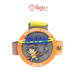 SATURDAY SCHOOL RUN<br>เหรียญรางวัลซิงค์อัลลอยโลหะ<br>สีชุบรมดำ
