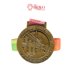 CHIENGRAI VIDHYAKHOM<br>เหรียญรางวัลซิงค์อัลลอยโลหะ<br>สีชุบรมดำ