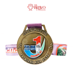 TO BE NUMBER ONE SRIWILAI RUN 2024<br>เหรียญรางวัลซิงค์อัลลอยโลหะ<br>สีชุบรมดำ